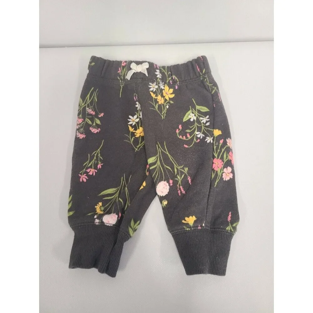Carters Baby Girls Hoodie and Pants Outfit Set Size 3M Gray Floral Allover print